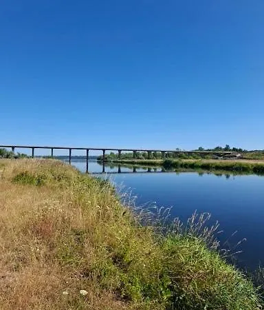 1 Familie Siegl * Pouch